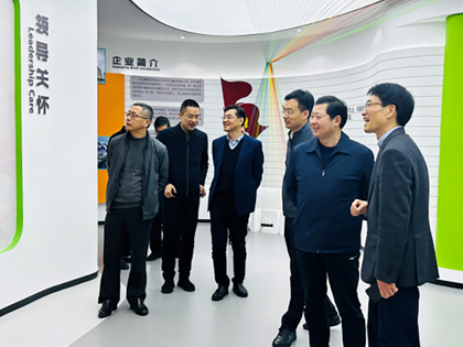 Müdür Tan Zhigui, Shaoxing Belediyesi Halk Kongresi Daimi Komitesi ve diğer liderler araştırma ve rehberlik için Chengbang High-tech'i ziyaret etti.